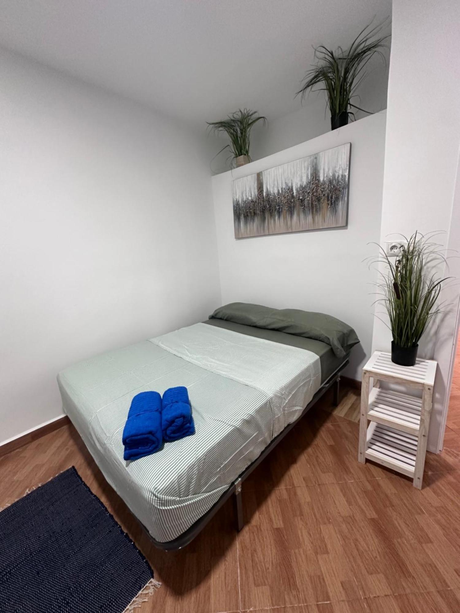 Rooms San Jorge Madrid Bagian luar foto